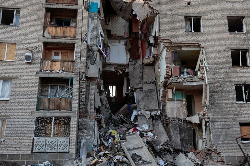 &copy; Reuters. منظر عام لمبنى مدمر نتيجة للقصف الروسي لأوكرانيا بمنطقة دونيتسك في أوكرانيا يوم 29 مايو أيار 2022. تصوير: سيرهي نوجنينكو - رويترز.