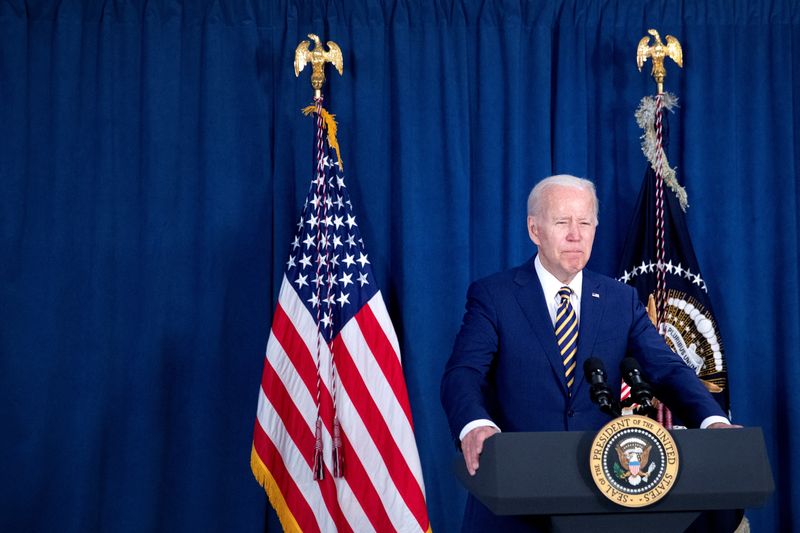 &copy; Reuters. FILE PHOTO: U.S. President Joe Biden delivers remarks on the monthly U.S. jobs report, at the Rehoboth Beach Convention Center, in Rehoboth Beach, Delaware, U.S., June 3, 2022. REUTERS/Tom Brenner