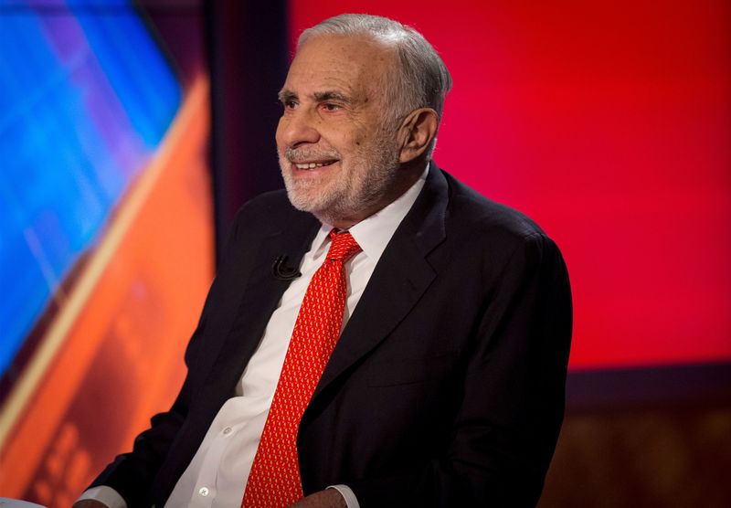 &copy; Reuters. FILE PHOTO: Billionaire activist-investor Carl Icahn gives an interview on FOX Business Network's Neil Cavuto show in New York February 11, 2014.  REUTERS/Brendan McDermid