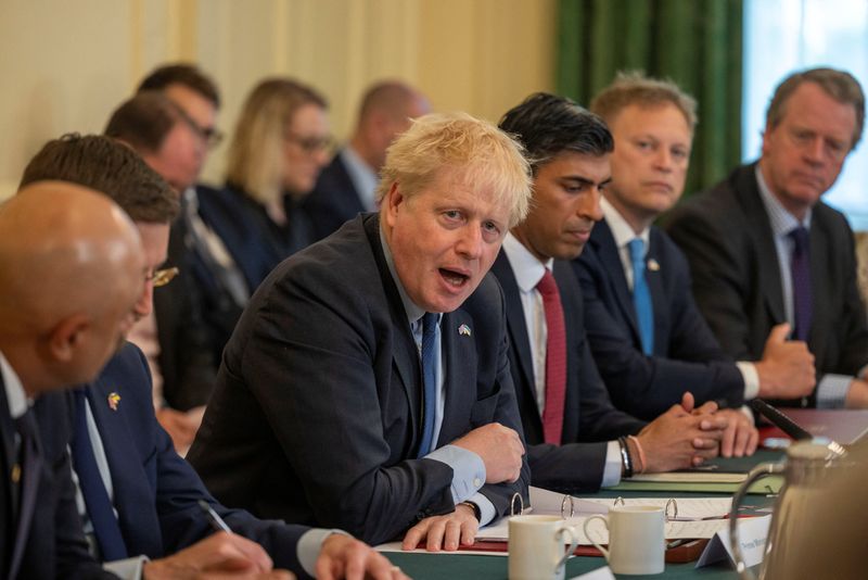 © Reuters. Britain's Prime Minister Boris Johnson attends a cabinet meeting, after wining a vote of no confidence, in Downing Street, London, Britain June 7, 2022. Ian Vogler/Pool via REUTERS