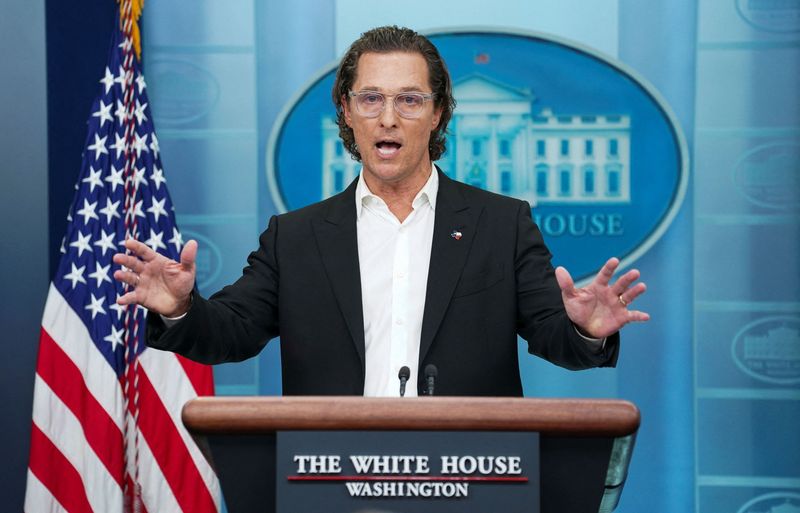 &copy; Reuters. Actor Matthew McConaughey, a native of Uvalde, Texas as well as a father and a gun owner, speaks to reporters about mass shootings in the United States during a press briefing at the White House in Washington, U.S., June 7, 2022. REUTERS/Kevin Lamarque