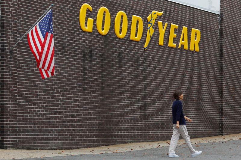 Goodyear, U.S. auto safety agency sparred over tire issue