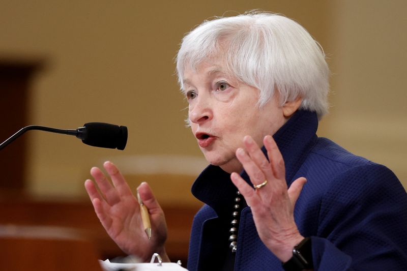 &copy; Reuters. La secretaria del Tesoro de Estados Unidos, Janet Yellen, testifica en el Capitolo en Washington