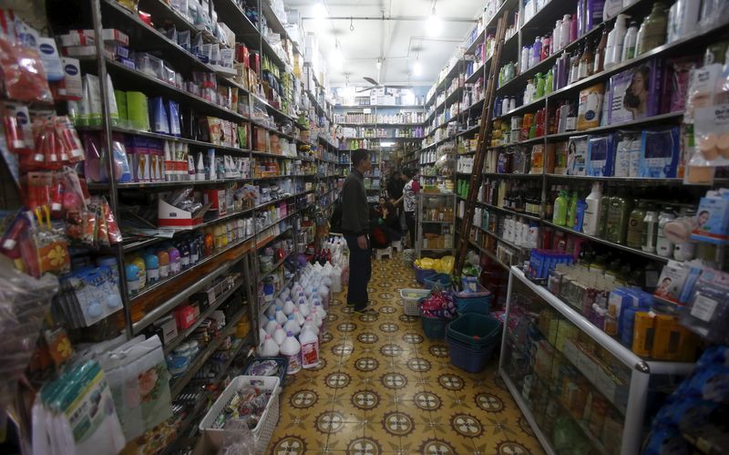 &copy; Reuters. FILE PHOTO: Consumer goods from Thailand are displayed for sale at a shop in Hanoi, Vietnam, March 29, 2016. REUTERS/Kham