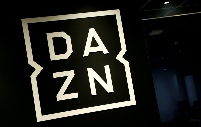 &copy; Reuters. Il logo DAZN presso la sede del gruppo a Tokyo. REUTERS/Kim Kyung-Hoon/