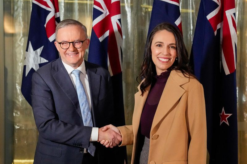 &copy; Reuters. New Zealand Prime Minister Jacinda Ardern shakes hands with Australia's Prime Minister Anthony Albanese ahead of a bilateral meeting, in Sydney, Australia, June 10, 2022. Mark Baker/Pool via REUTERS