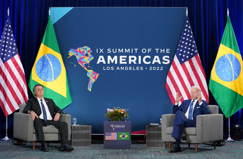 Bolsonaro évoque avec Biden un renforcement des liens Brésil-Etats-Unis