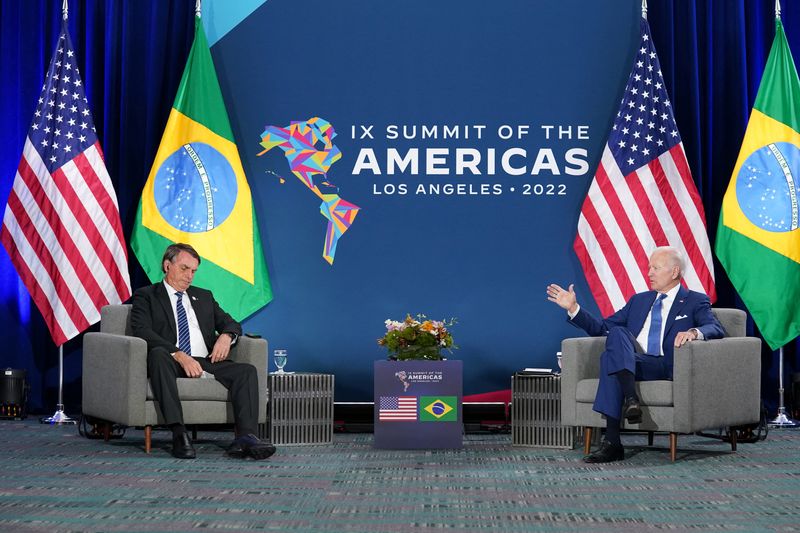 &copy; Reuters. U.S. President Joe Biden holds a bilateral meeting with Brazil's President Jair Bolsonaro during the Ninth Summit of the Americas in Los Angeles, California, U.S., June 9, 2022. REUTERS/Kevin Lamarque