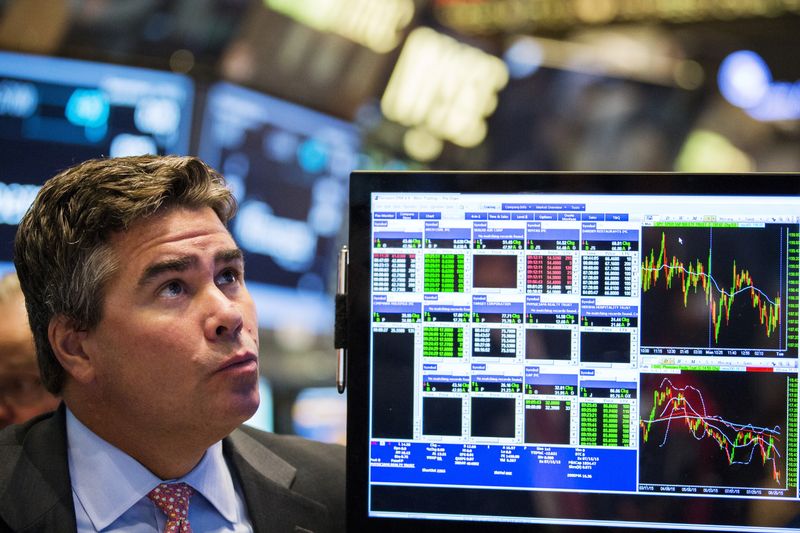 Les poussées inflationnistes font plier Wall Street