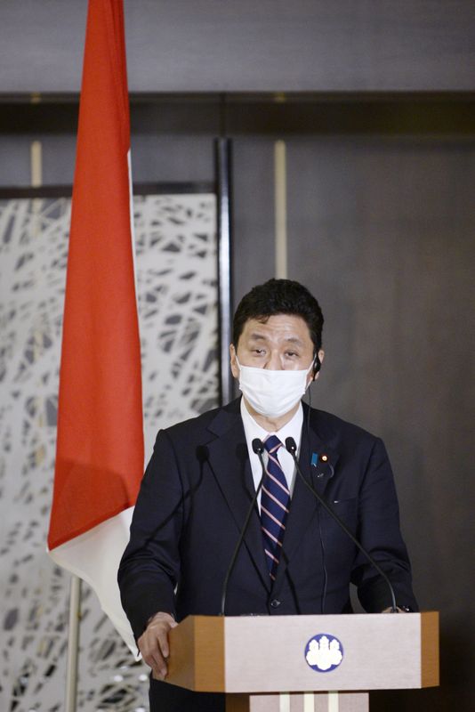 &copy; Reuters. وزير الدفاع الياباني نوبو كيشي يتحدث في طوكيو بصورة من ارشيف رويترز.