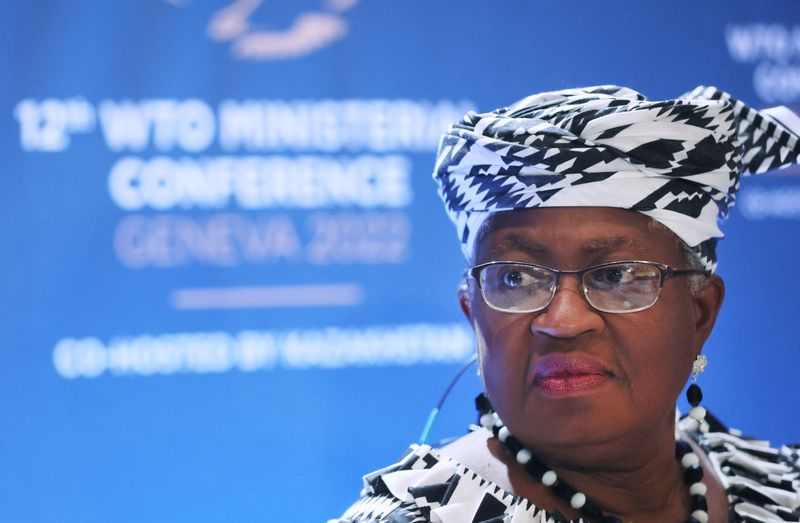 © Reuters. World Trade Organization (WTO) Director-General Ngozi Okonjo-Iweala attends a news conference  ahead of the Ministerial Conference (MC12) in Geneva, Switzerland, June 12, 2022. REUTERS/Denis Balibouse