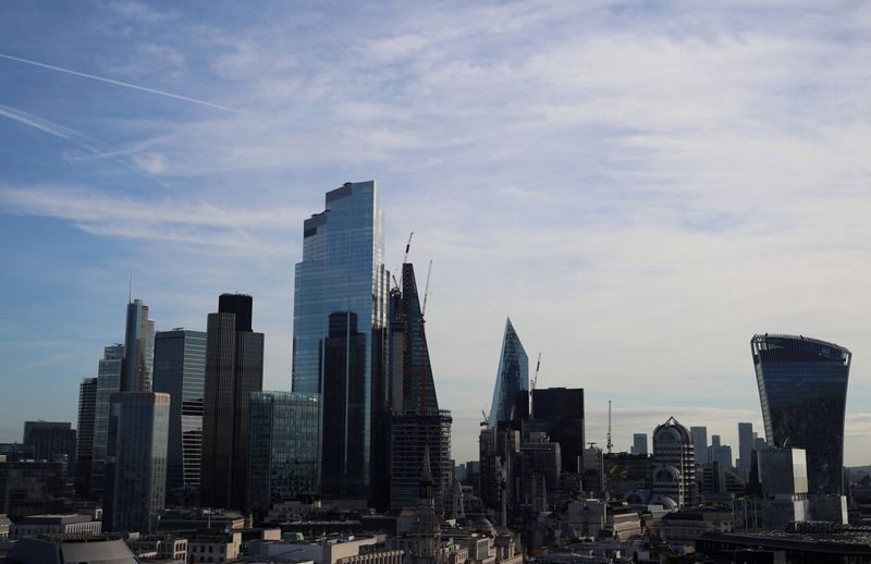 &copy; Reuters. FILE PHOTO: The City of London financial district is seen in London, Britain, October 22, 2021. REUTERS/Hannah McKay/File Photo