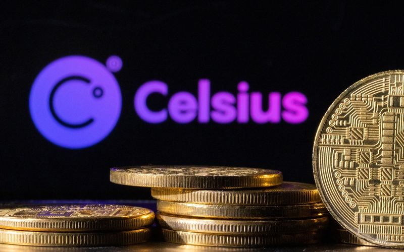 © Reuters. Celsius Network logo and representations of cryptocurrencies are seen in this illustration taken, June 13, 2022. REUTERS/Dado Ruvic/Illustration