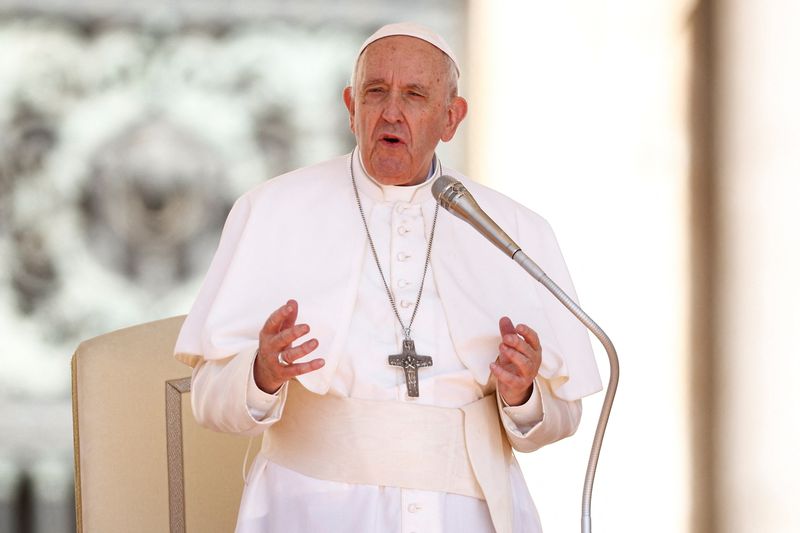 &copy; Reuters. Papa Francisco durante audiência geral semanal no Vaticano
08/06/2022 REUTERS/Guglielmo Mangiapane