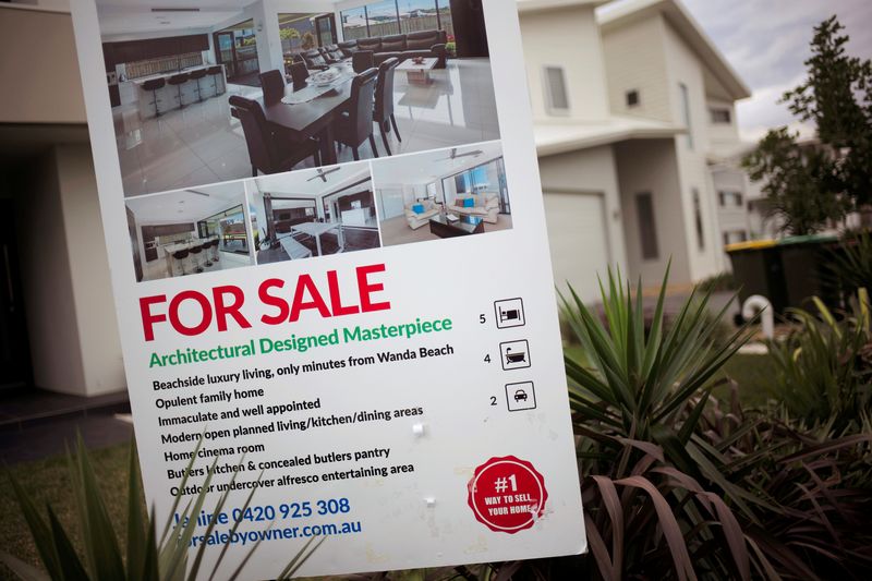 &copy; Reuters. FILE PHOTO: A newly-constructed home is listed for sale on an advertising board in the Sydney suburb of Greenhills Beach, Australia, August 2, 2016.     REUTERS/Jason Reed