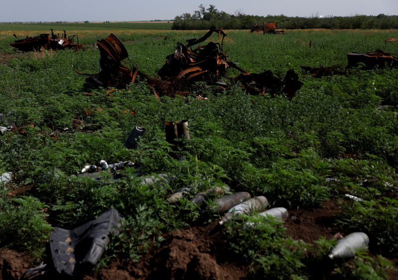 &copy; Reuters. Destroyed Russian tanks and vehicles are seen in a field, as Russia's attack on Ukraine continues, in Mykolaiv region, Ukraine June 12, 2022. REUTERS/Edgar Su