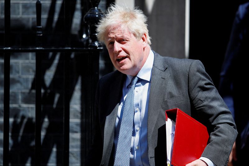 &copy; Reuters. Le Premier ministre britannique Boris Johnson a connu mercredi un nouveau revers pour son autorité avec la démission de son conseiller en matière d'éthique, la deuxième en moins de deux ans pour le titulaire de ce poste, une semaine après que Johnso