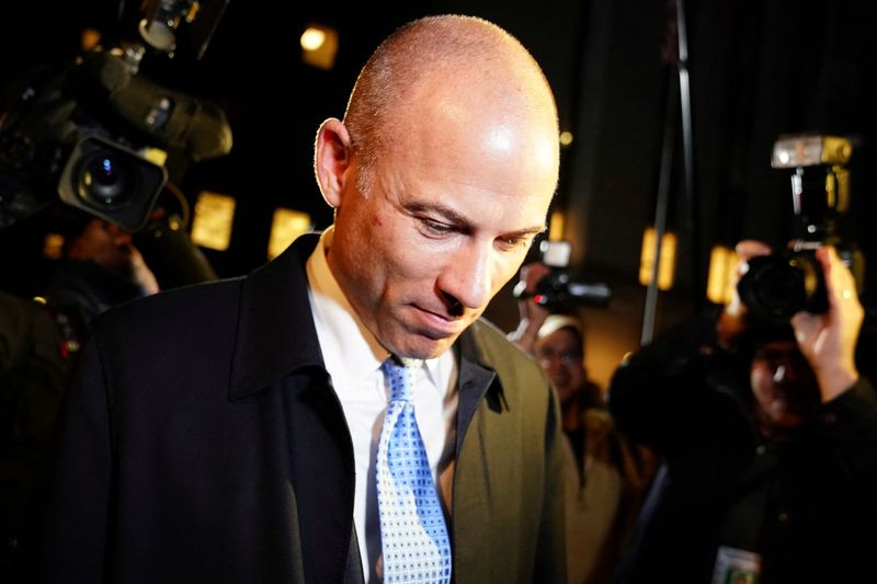 &copy; Reuters. FILE PHOTO: Lawyer Michael Avenatti walks out of federal court in New York, New York, U.S., March 25, 2019.   REUTERS/Carlo Allegri/File Photo