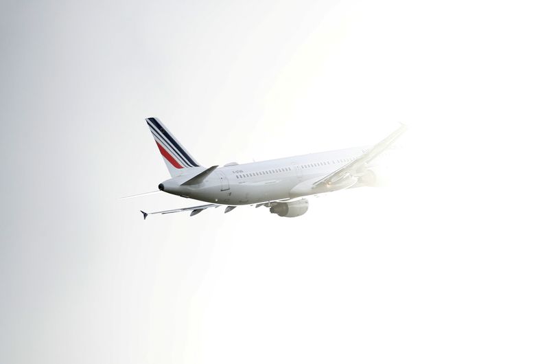 Air France expects no disruption from June 25 pilot union strike