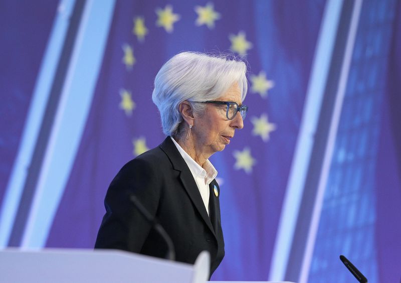 &copy; Reuters. President of European Central Bank Christine Lagarde addresses a news conference following the meeting of the Governing Council's monetary in Frankfurt, Germany March 10, 2022. Daniel Roland/Pool via REUTERS