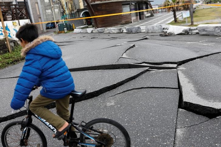 &copy; Reuters. 台湾の東岸で２０日、マグニチュード（Ｍ）６の地震が発生した。現時点で被害の報告はない。 気象当局によると、震源地は花蓮県。写真は、２０１８年２月８日に同じ花蓮県で発生した