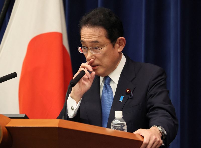 &copy; Reuters. FILE PHOTO: Japanese Prime Minister Fumio Kishida delivers a speech at his official residence as a 150-day ordinary Diet session was closed, in Tokyo, Japan, June 15, 2022. Yoshikazu Tsuno/Pool via REUTERS