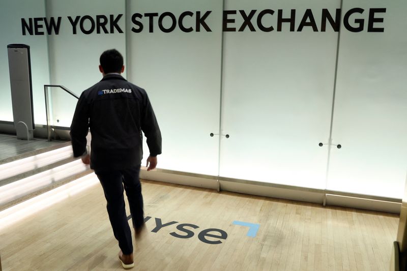 &copy; Reuters. La Bourse de New York a fini en nette hausse. L'indice Dow Jones a gagné 2,15%. /Photo prise le 14 juin 2022/REUTERS/Brendan McDermid