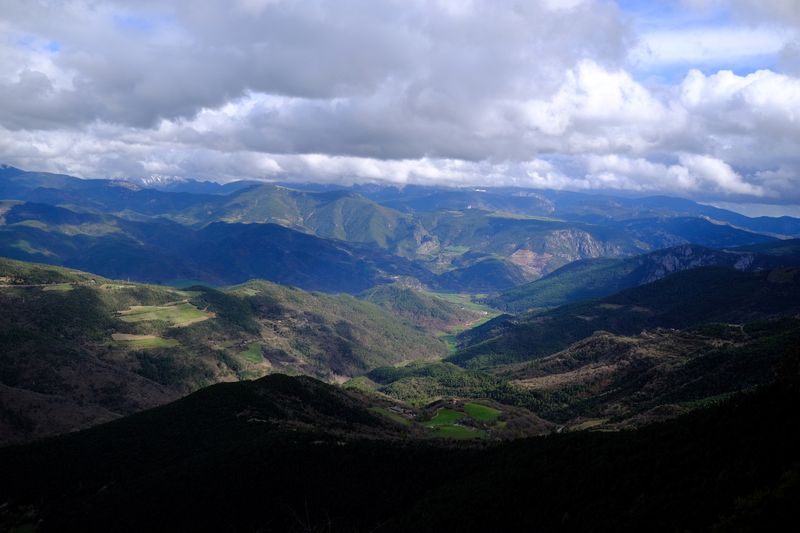 &copy; Reuters. FOTO DE ARCHIVO: Parque natural de los Altos Pirineos en Montferrer, España 23 de abril de 2022. REUTERS/Nacho Doce