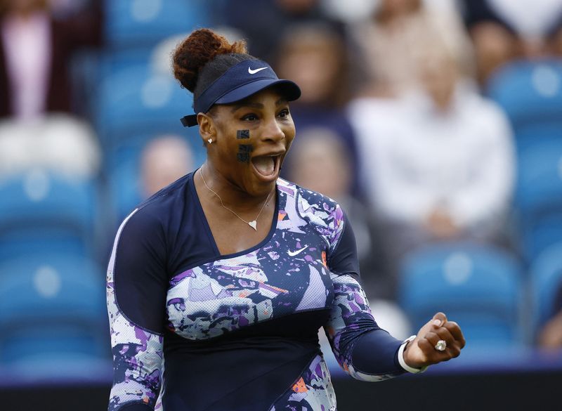 &copy; Reuters. Serena Williams durante partida em Eastbourne, na Inglaterra
21/06/2022 Action Images via Reuters/Andrew Boyers