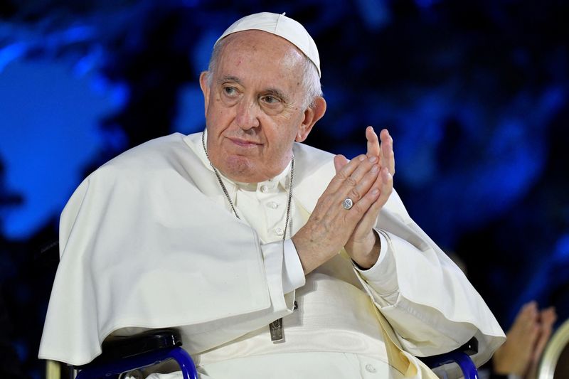&copy; Reuters. البابا فرنسيس في الفاتيكان يوم الاربعاء. صورة من الفاتيكان. 