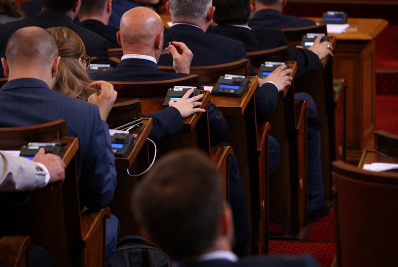 &copy; Reuters. Le Parlement bulgare a voté vendredi la levée du veto à l'adhésion de la Macédoine du Nord à l'Union européenne, imposé en 2020 en raison d'un conflit historique et culturel de longue date. /Photo prise le 24 juin 2022/REUTERS/Stoyan Nenov