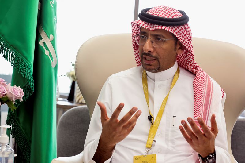 &copy; Reuters. وزير الصناعة والثروة المعدنية بندر بن إبراهيم الخريف يتحدث في الرياض يوم السابع من مارس اذار 2022. تصوير: أحمد يسري - رويترز. 