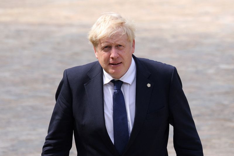&copy; Reuters. Boris Johnson entend se maintenir au pouvoir et s'est engagé samedi à conduire le Parti conservateur lors de la prochaine campagne législative. /Photo prise le 25 juin 2022/REUTERS/Dan Kitwood