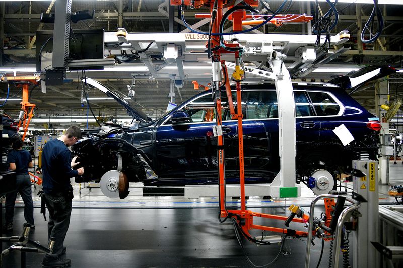 &copy; Reuters. X model SUVs being built on the assembly line are seen at the BMW manufacturing facility in Greer, South Carolina, U.S. November 4, 2019.  REUTERS/Charles Mostoller - RC118CDEF2D0