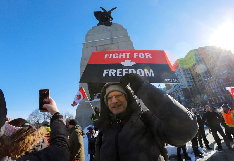 Ottawa police call in Canada Day reinforcements for 'freedom' protests