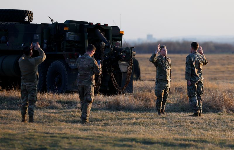 &copy; Reuters. 　バイデン米大統領は、ロシアのウクライナ侵攻前に承認したポーランドでの米軍増強の一部延長とバルト諸国での米軍配備の変更を発表する予定だと、ＮＢＣニュースが６月２７日に米当