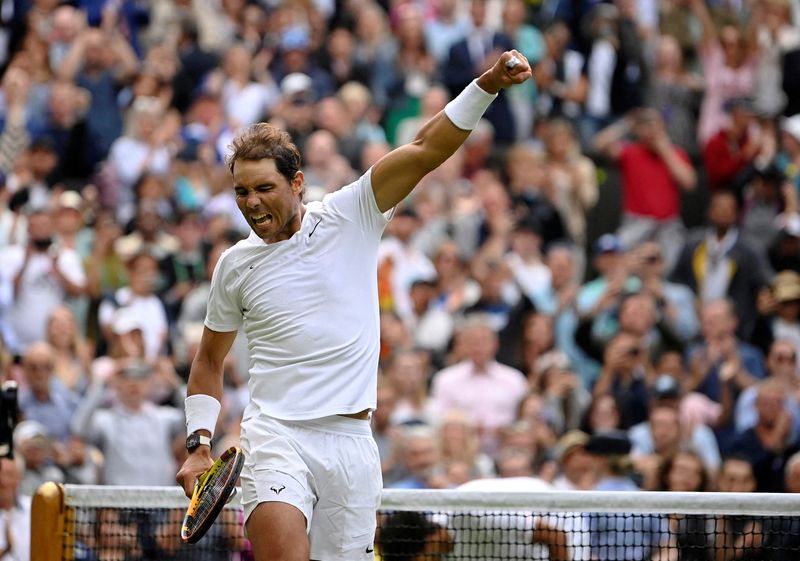 &copy; Reuters. Rafael Nadal comemora vitória na estreia em Wimbledon
28/06/2022
REUTERS/Toby Melville