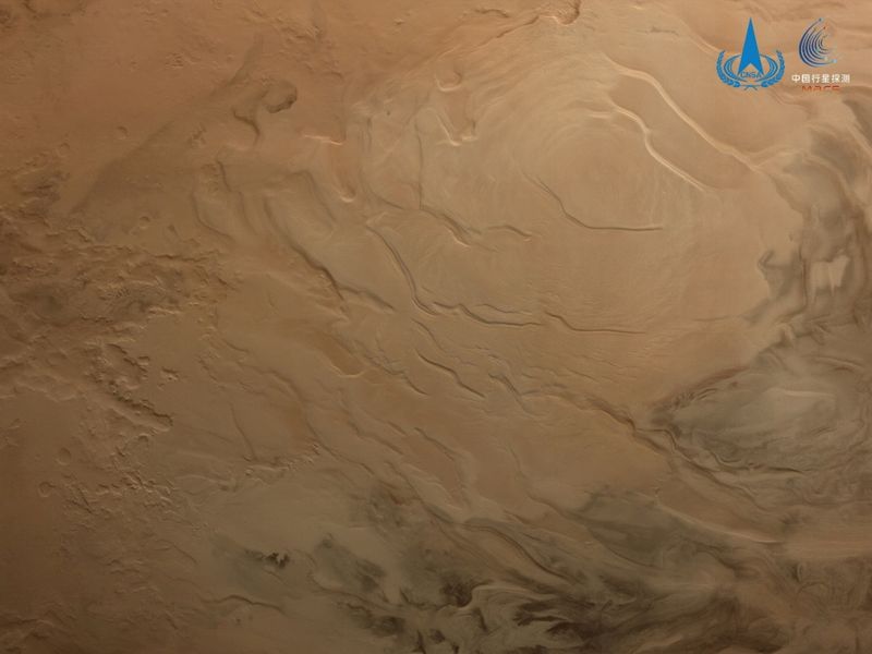 &copy; Reuters. صورة لكوكب المريخ التقطتها مركبة الفضاء الصينية غير المأهولة تيانوين-1 في صورة نشرتها إدارة الفضاء الوطني الصينية يوم الأربعاء. صورة لرويتر