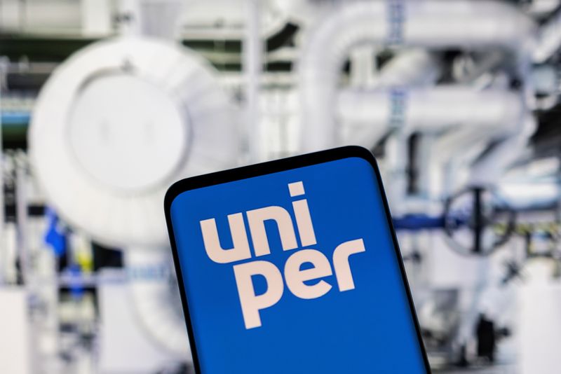 © Reuters. FILE PHOTO: Uniper logo is seen in this illustration taken, May 1, 2022. REUTERS/Dado Ruvic/Illustration