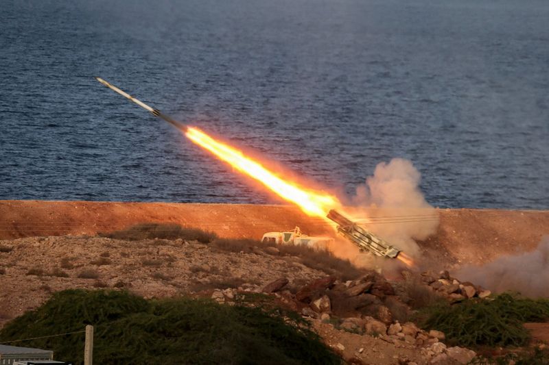 &copy; Reuters. FILE PHOTO: A missile is launched during a joint exercise called the 'Great Prophet 17', in the southwest of Iran, in this picture obtained on December 22, 2021. IRGC/WANA (West Asia News Agency)/Handout via REUTERS 