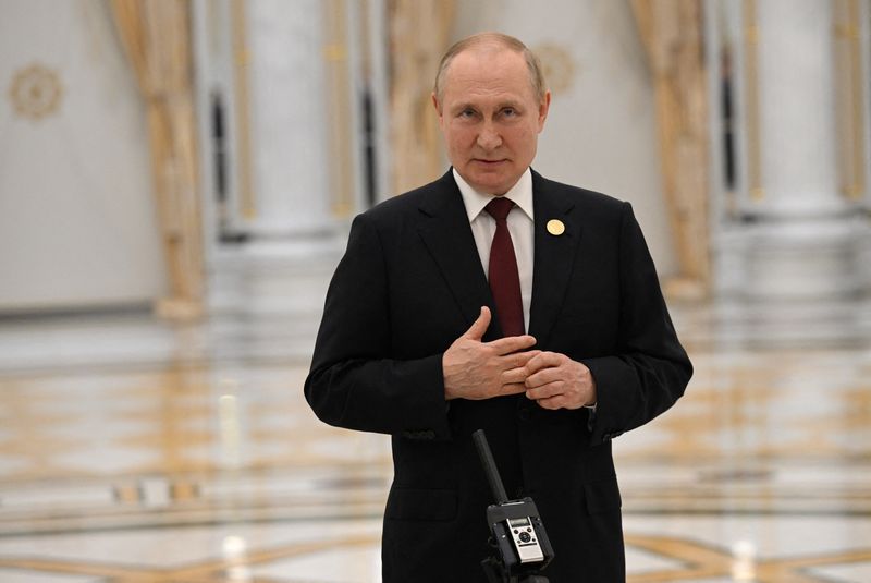 &copy; Reuters. Presidente da Rússia, Vladimir Putin, conversa com jornalistas em Ashgabat, no Turcomenistão
29/06/2022 Sputnik/Dmitry Azarov/Pool via REUTERS 