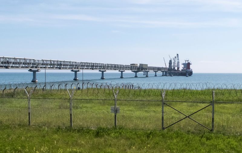 Russia seizes control of Sakhalin gas project, raises stakes with West