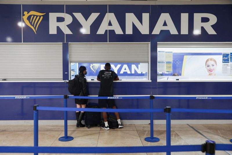 Ryanair cabin crew in Spain announce 12 more days of strikes
