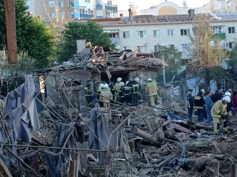 &copy; Reuters. Foto del domingo de un edificio residencial destruido en Belgorod, Rusia 
Jul 3, 2022.  Alexey Stopichev/BelPressa/Handout via REUTERS