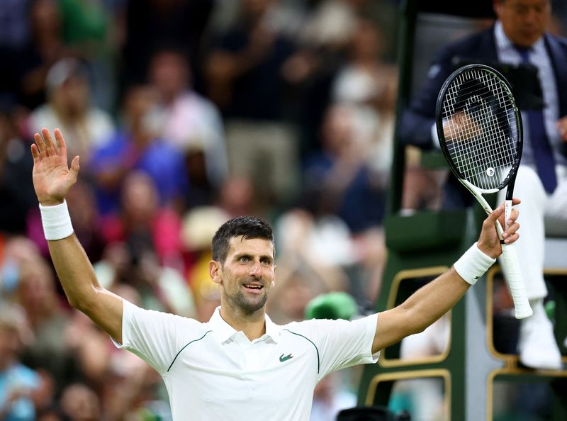 &copy; Reuters. Jul 3, 2022 
Foto del domingo del tenista de Serbia Novak Djokovic en su partido de octavos de final en Wimbledon ante el neerlandés Tim van Rijthoven 
REUTERS/Hannah Mckay
