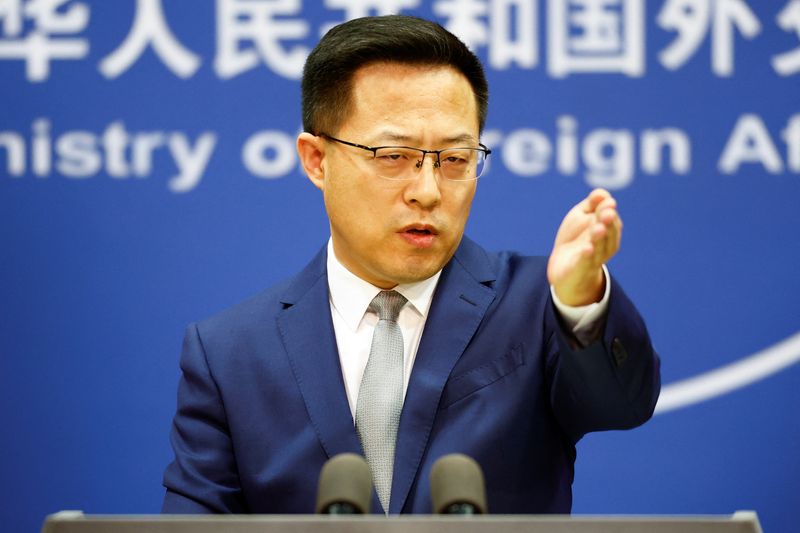 &copy; Reuters. Porta-voz do Ministério das Relações Exteriores da China, Zhao Lijian, durante entrevista coletiva em Pequim
18/03/2022 REUTERS/Carlos Garcia Rawlins