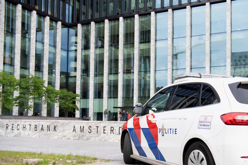 &copy; Reuters. Deux nouveaux suspects ont été arrêtés dans le cadre de l'enquête sur l'assassinat du célèbre journaliste néerlandais Peter R. De Vries il y a un an à Amsterdam. /Photo prise le 7 juin 2022/REUTERS/Piroschka Van De Wouw
