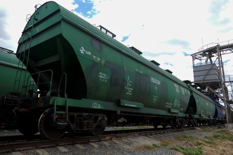 &copy; Reuters. Vagão de trem carregado com grãos
22/06/2022
REUTERS/Igor Tkachenko
