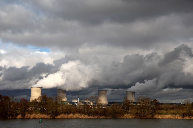 &copy; Reuters. FILE PHOTO: A general view shows the four cooling towers and the reactors of the Electricite de France (EDF) nuclear power plant in Cattenom, France, February 14, 2022. REUTERS/Pascal Rossignol/