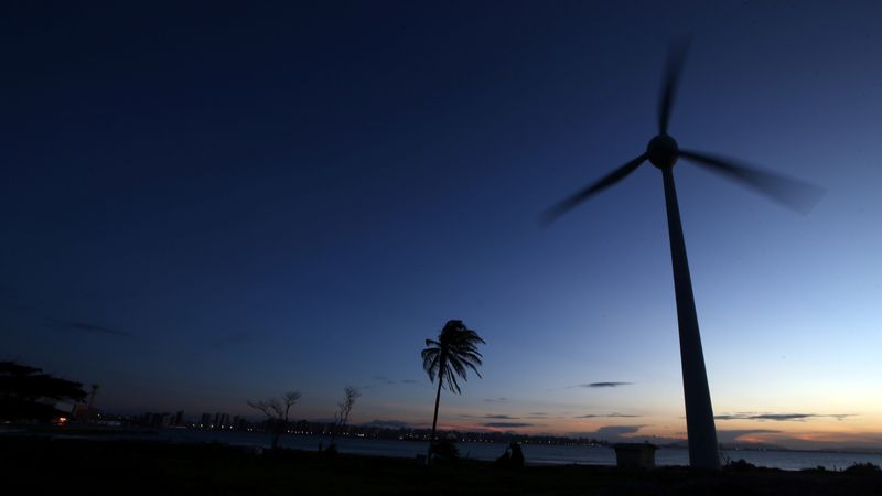 &copy; Reuters. Turbina de energia eólica em Fortaleza (CE) 
26/04/2017
REUTERS/Paulo Whitaker